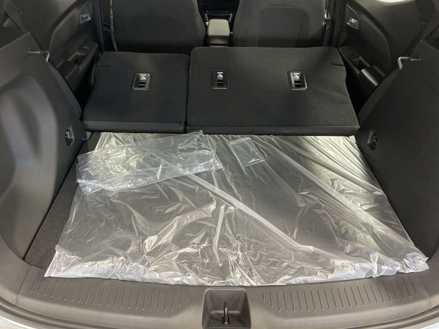 New 2027 Chevrolet Bolt LT w/ Comfort Package FWD image 25