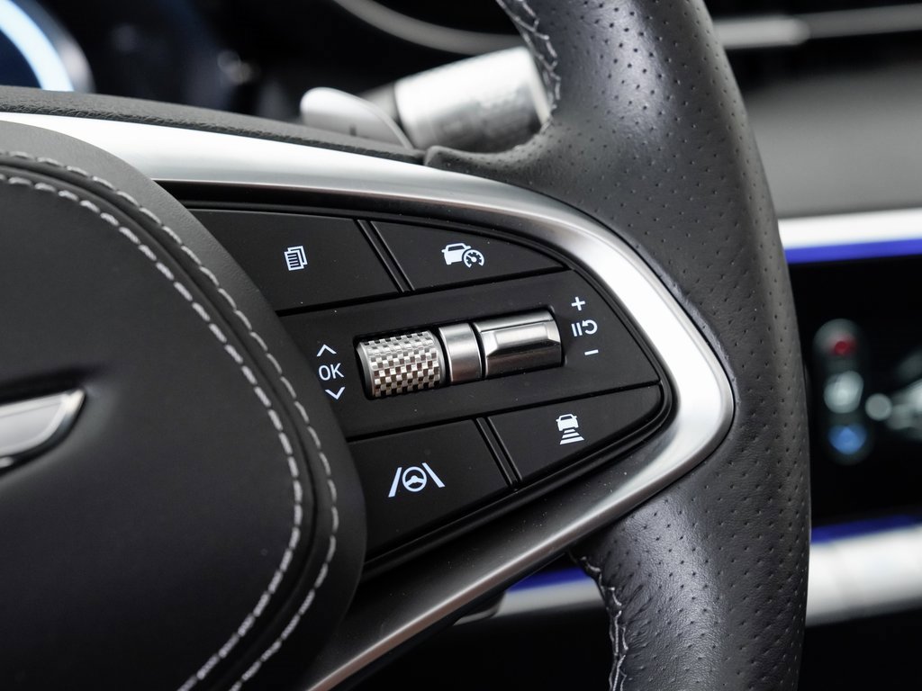 Used 2025 Genesis GV70 3.5T Sport w/ Sport Advanced Package image 14