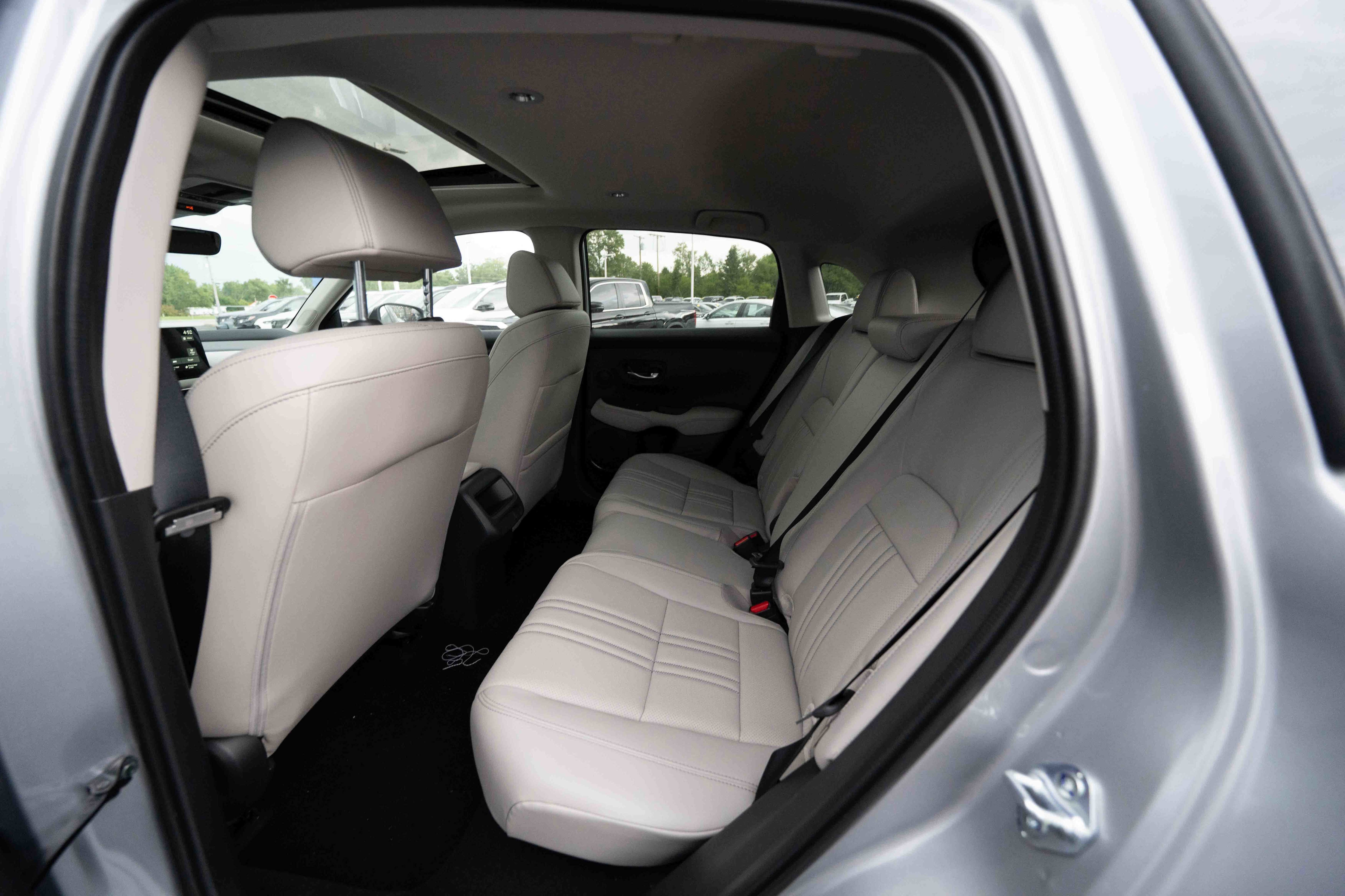 New 2026 Honda HR-V EX-L image 23