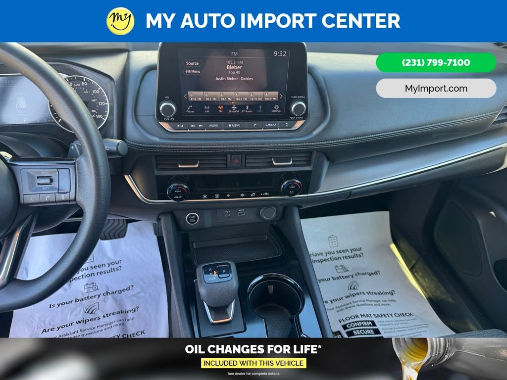 Used 2023 Nissan Rogue SV AWD/4WD image 19
