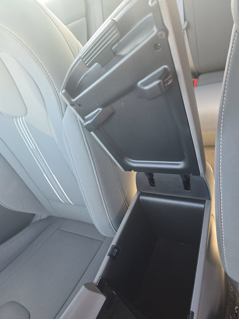 Used 2023 Hyundai Elantra SEL w/ Convenience Package FWD image 23