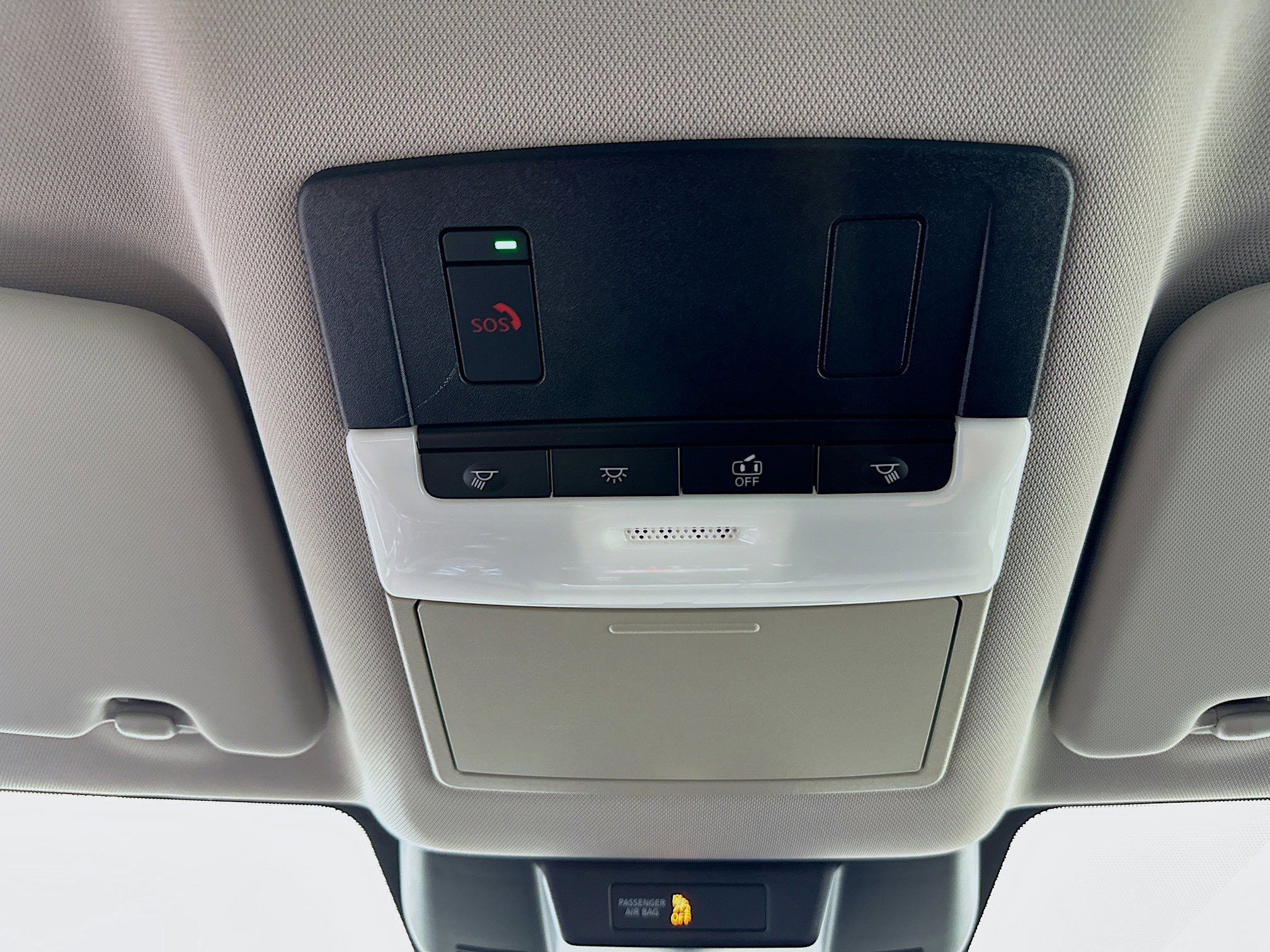 Used 2021 Nissan Rogue SV image 18