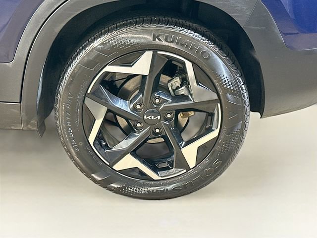 Used 2025 Kia Seltos EX w/ EX Sunroof Package FWD image 6