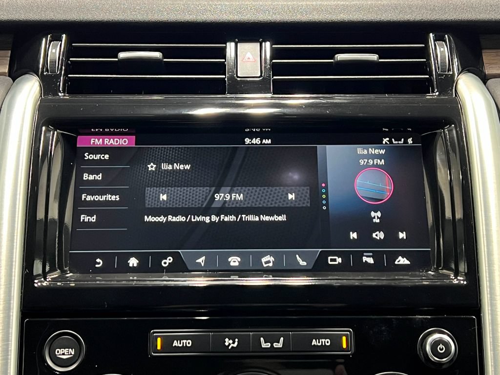 Used 2018 Land Rover Discovery HSE AWD/4WD image 27