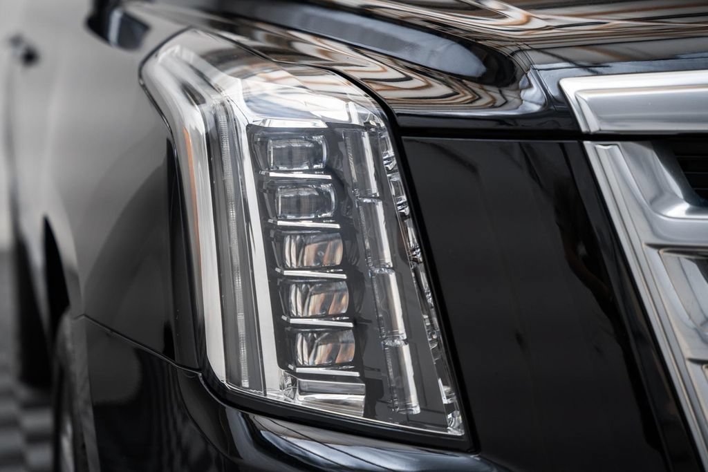 Used 2016 Cadillac Escalade Premium AWD/4WD image 14