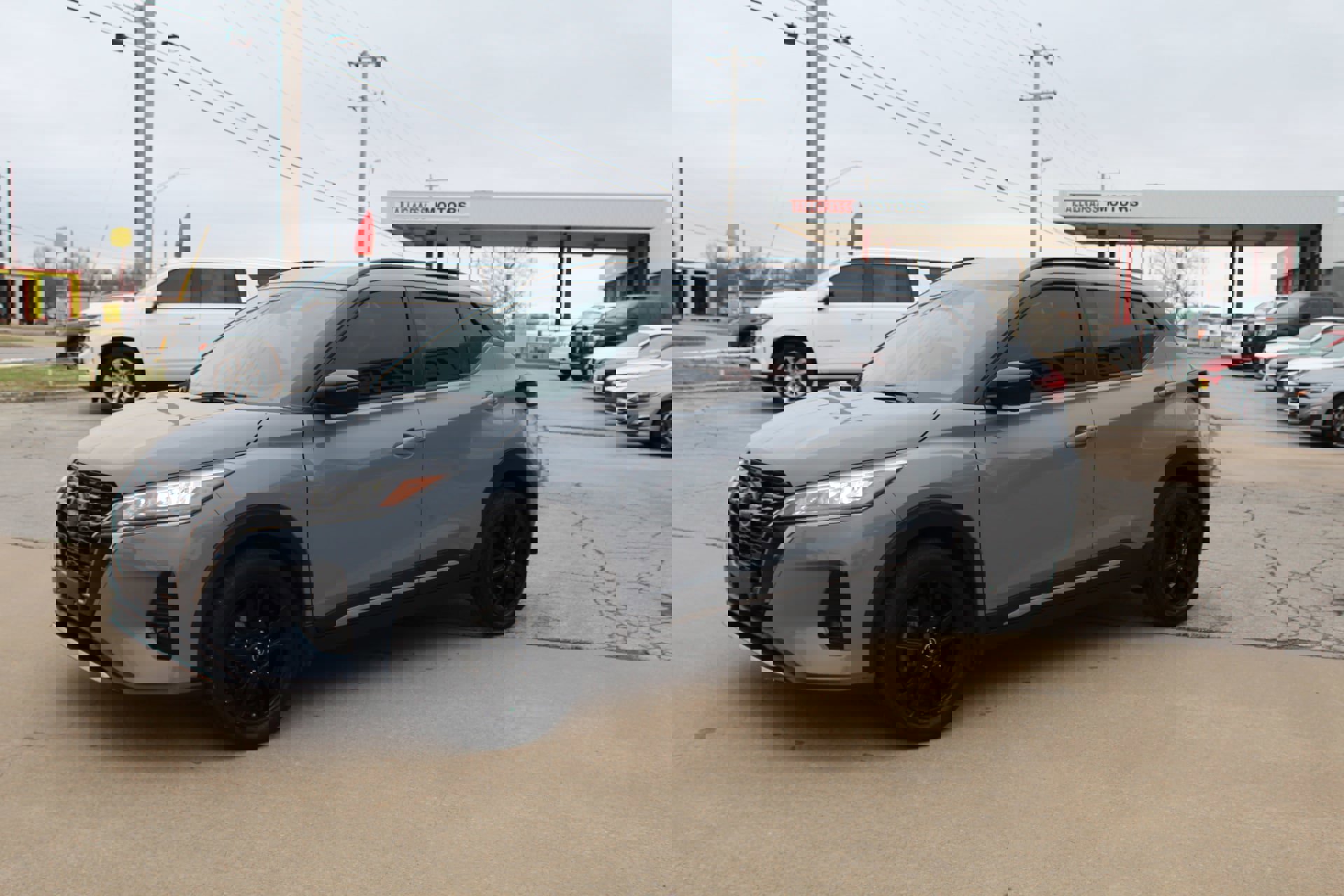 Used 2024 Nissan Kicks SR w/ SR Premium Package image 10