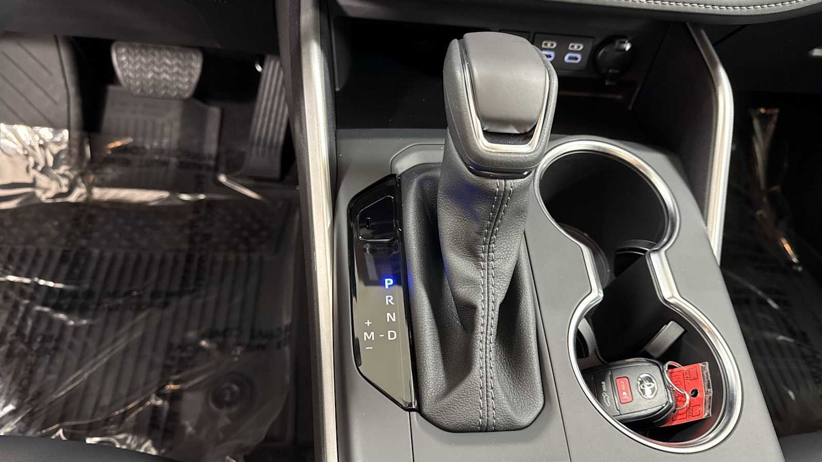 New 2026 Toyota Highlander XSE image 22