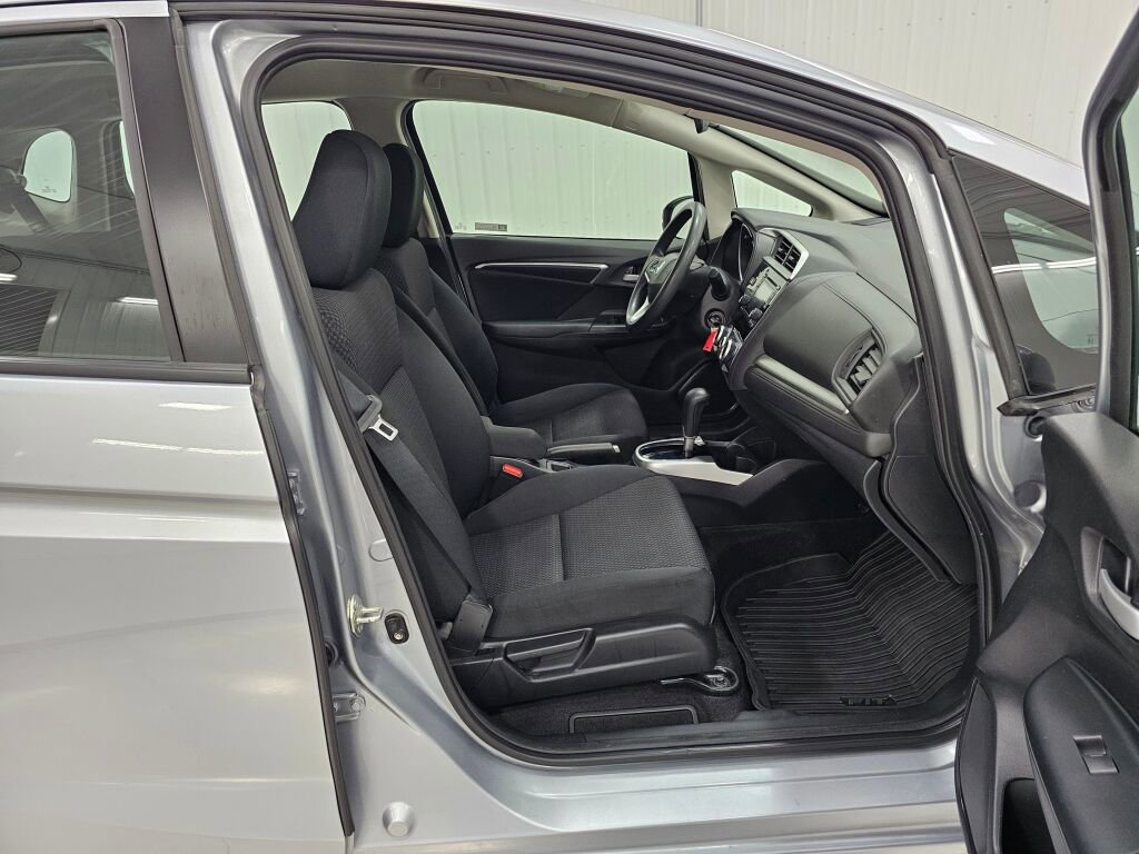Used 2020 Honda Fit LX image 18