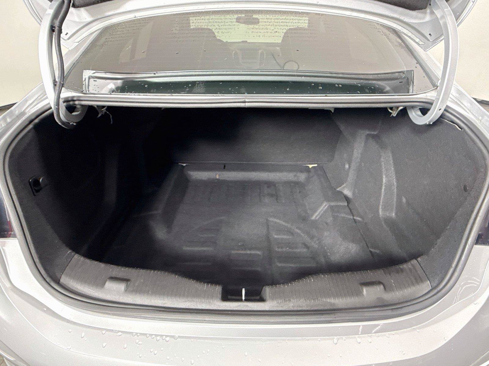 Used 2018 Chevrolet Cruze LS FWD image 31