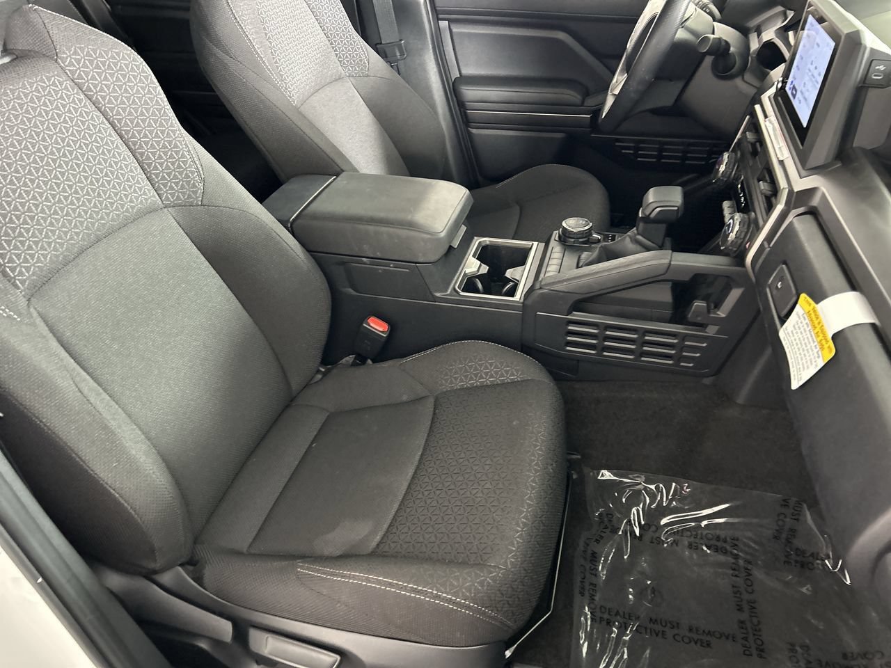 Used 2025 Toyota 4Runner SR5 AWD/4WD image 25