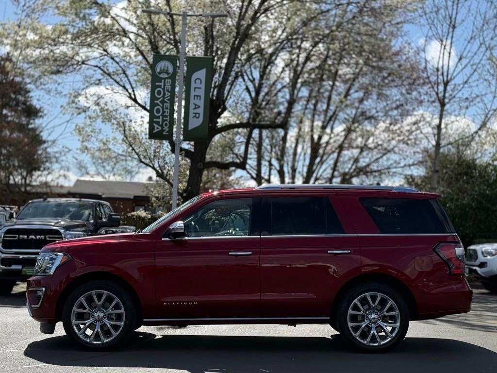 Used 2019 Ford Expedition Platinum image 2