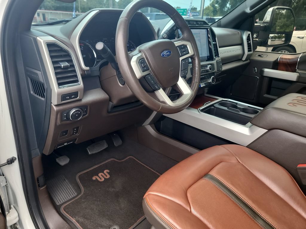 Certified 2022 Ford F250 King Ranch w/ King Ranch Ultimate Package AWD/4WD image 16