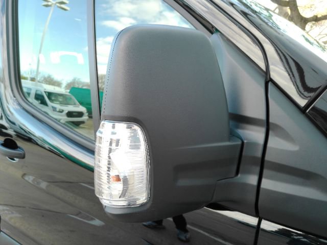 Used 2025 Ford Transit 350 XLT image 24