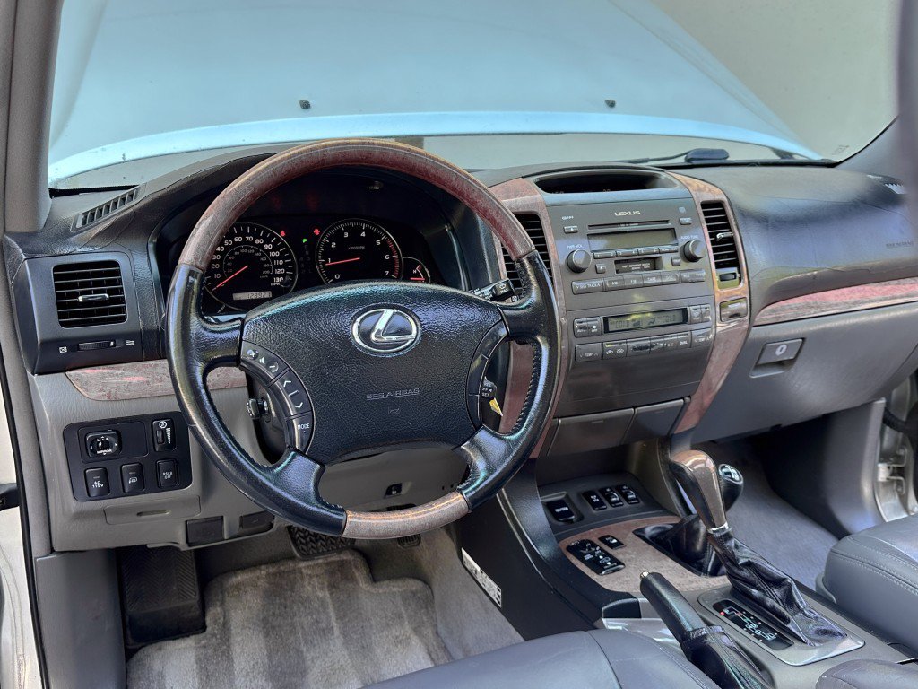 Used 2004 Lexus GX 470 AWD/4WD image 25