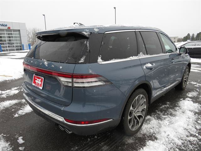 Used 2025 Lincoln Aviator Reserve w/ Illumination Package image 5