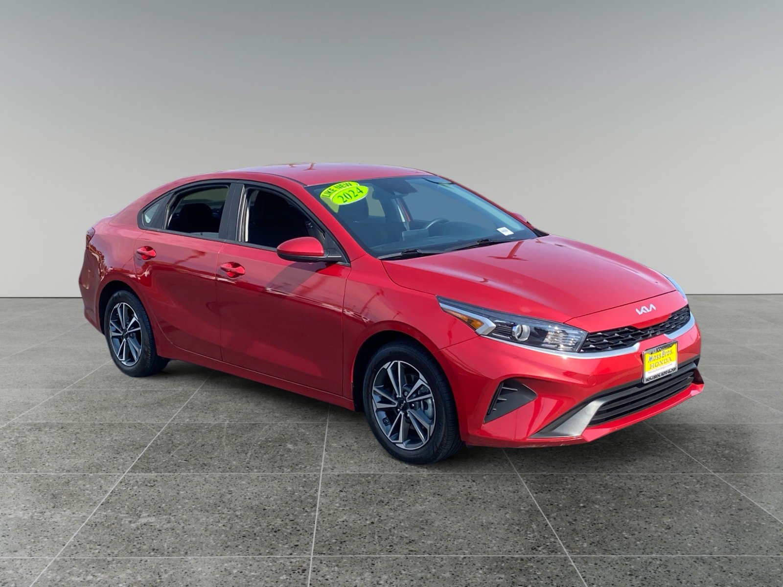Used 2024 Kia Forte LXS FWD image 7