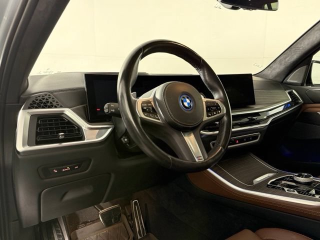 Used 2024 BMW X5 xDrive50e w/ Executive Package AWD/4WD image 5