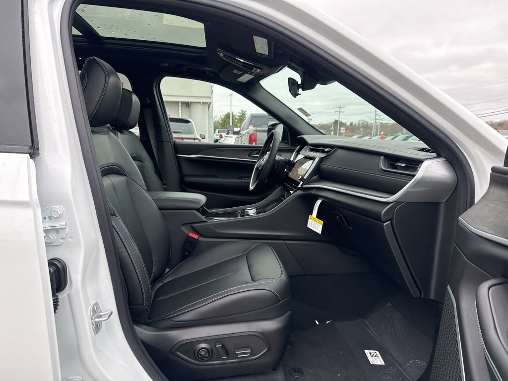 New 2026 Jeep Grand Cherokee Limited image 30