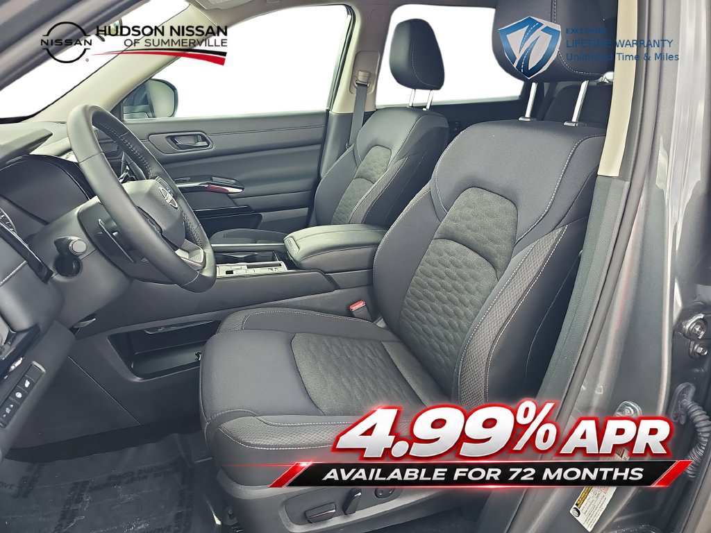Used 2026 Nissan Pathfinder SV FWD image 16