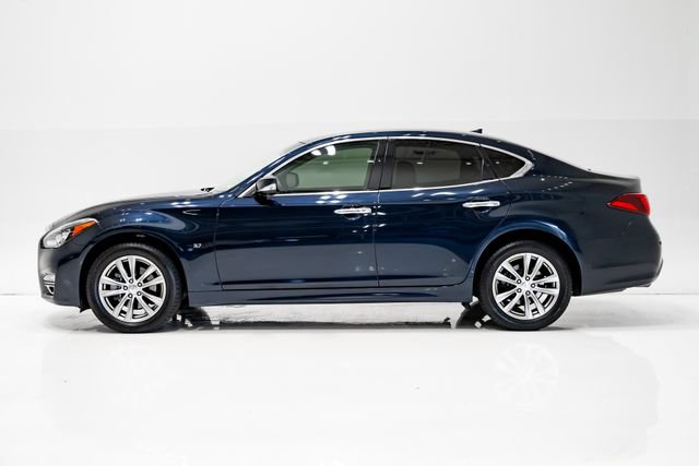 Used 2016 INFINITI Q70 3.7 AWD/4WD image 25