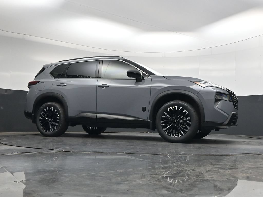 New 2026 Nissan Rogue Dark Armor FWD image 37