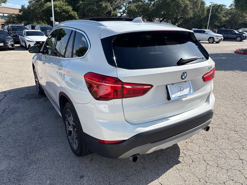 Used 2017 BMW X1 xDrive28i AWD/4WD image 3