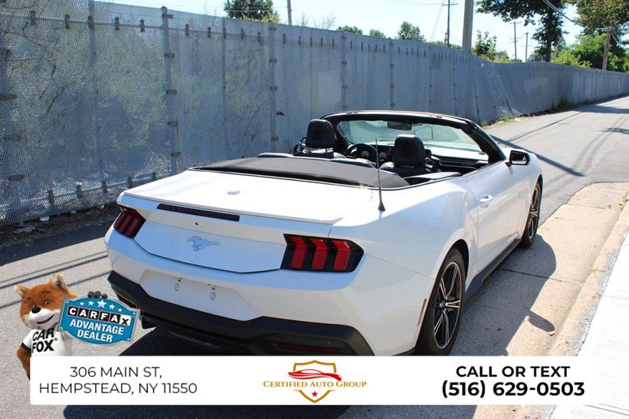 Used 2024 Ford Mustang Premium RWD image 5