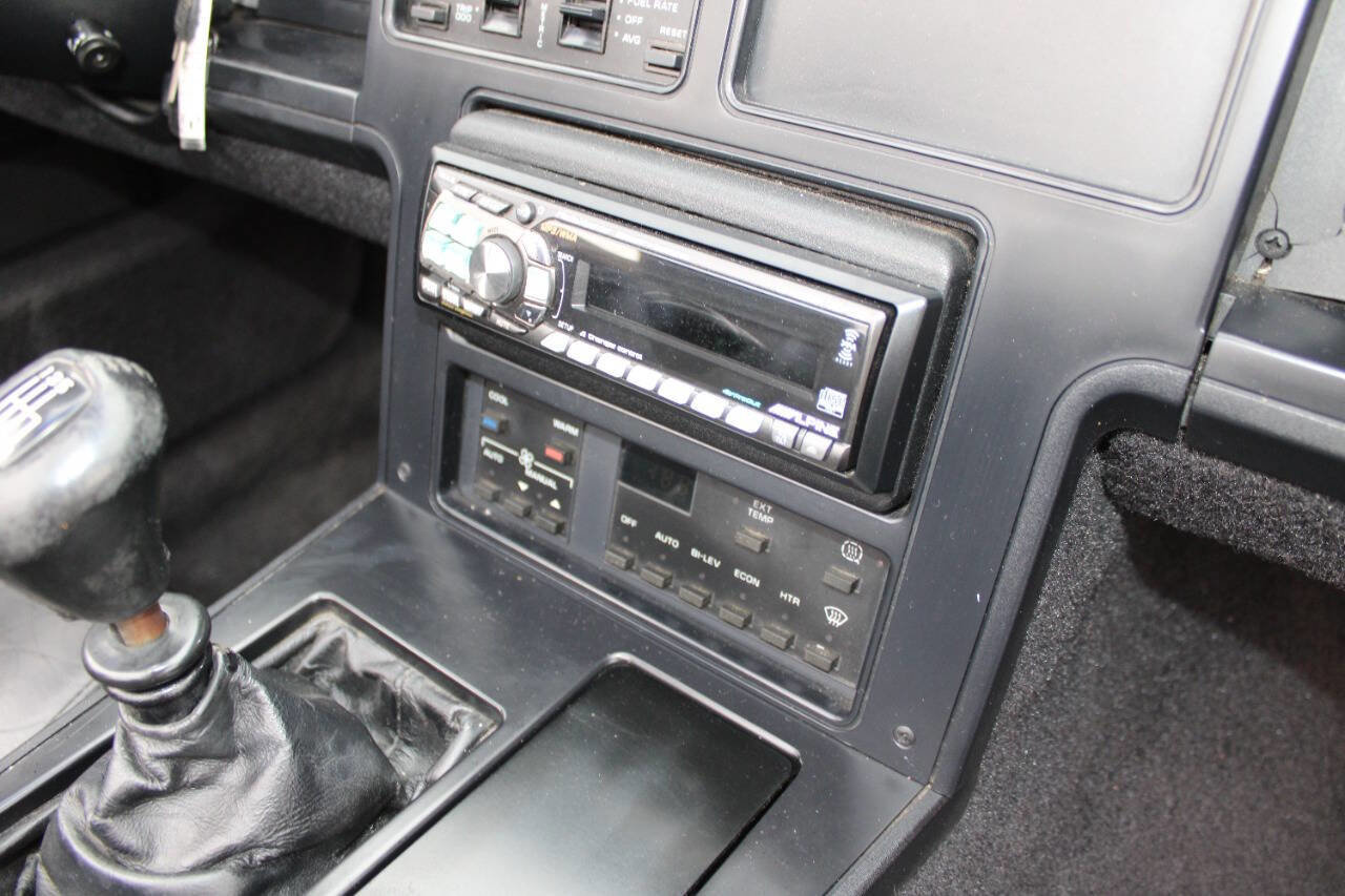 Used 1989 Chevrolet Corvette Convertible image 23