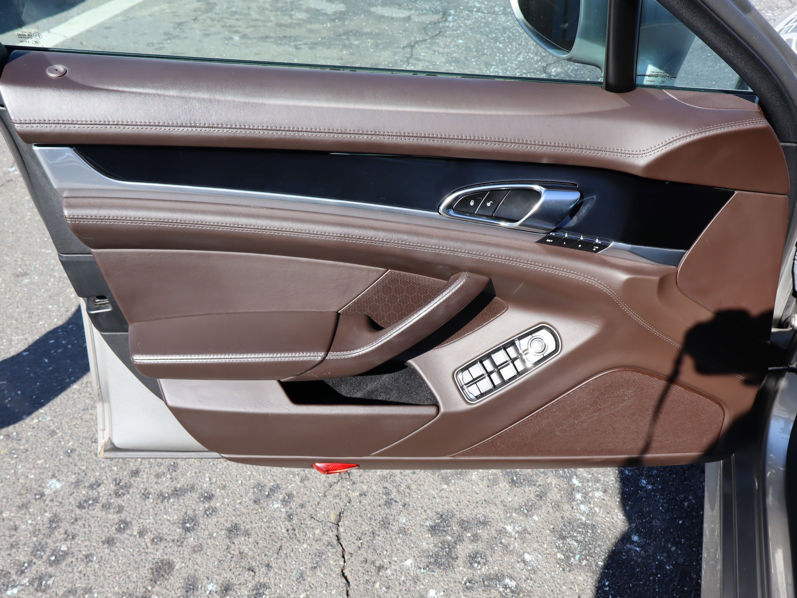 Used 2013 Porsche Panamera 4 image 15