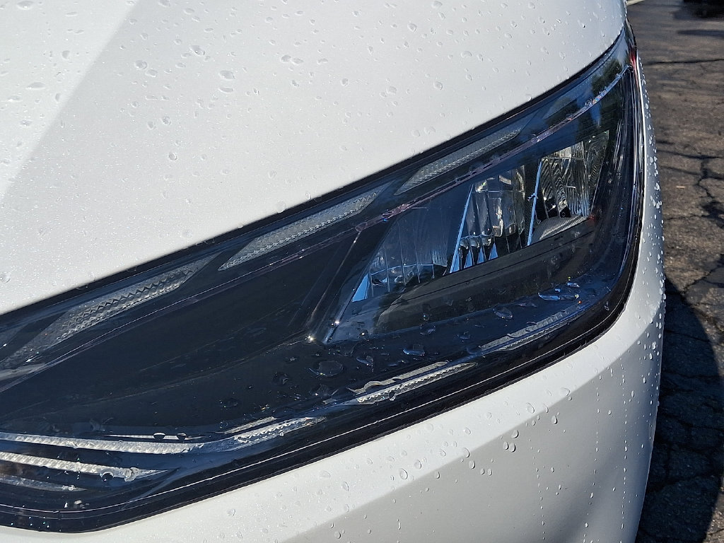 Certified 2024 Kia EV6 Wind w/ Wind Technology Package AWD/4WD image 9