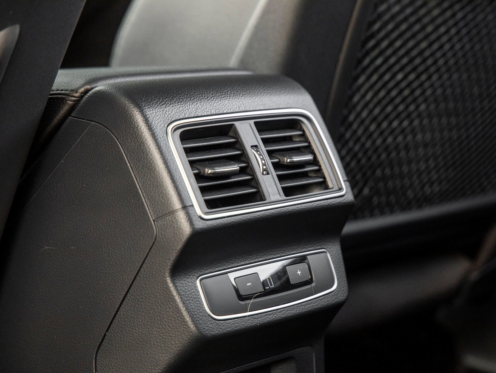 Used 2018 Audi Q5 2.0T Premium Plus w/ Premium Plus Package image 36