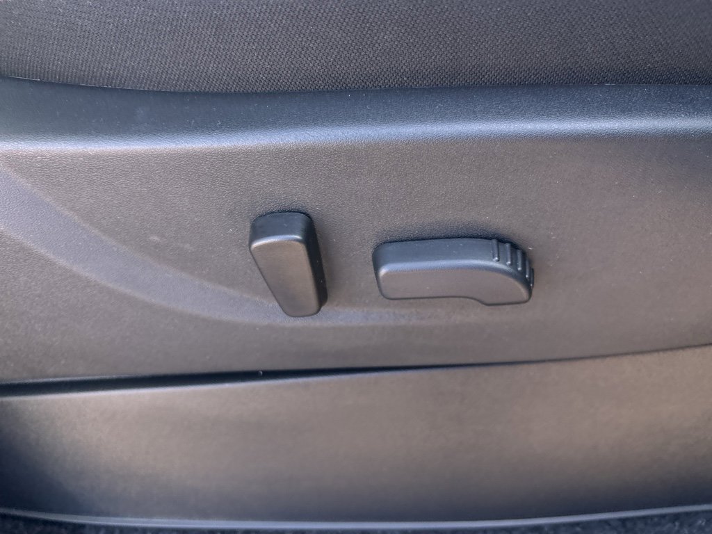 Used 2025 Nissan Frontier PRO-4X image 19