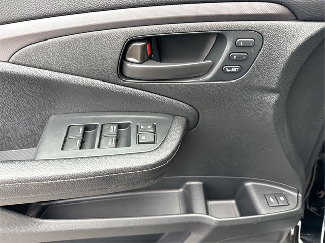 Certified 2023 Honda Passport TrailSport image 15