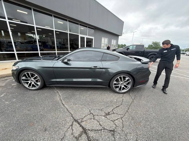 Used 2015 Ford Mustang Premium RWD image 11