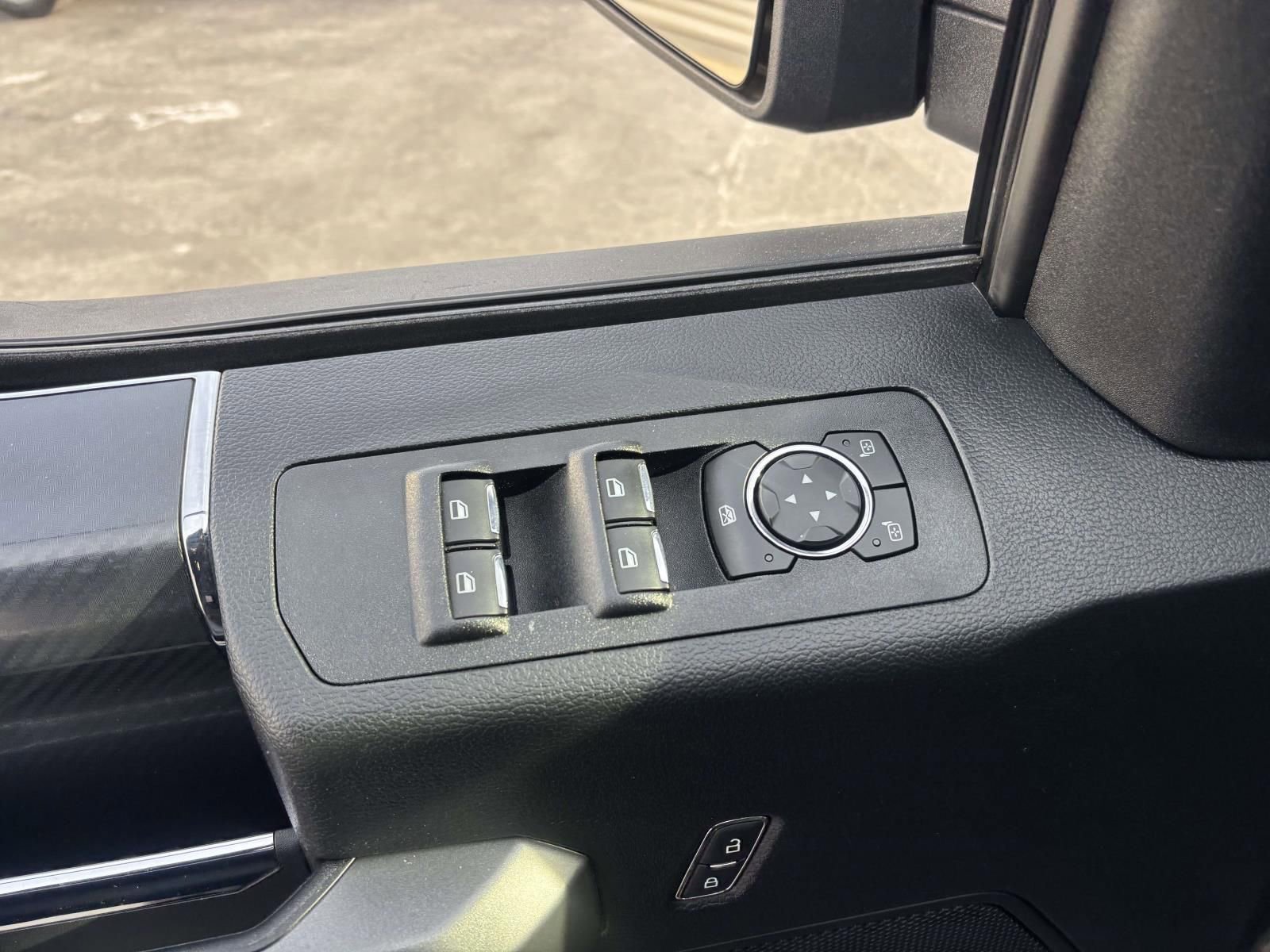 Used 2018 Ford F150 XLT w/ Equipment Group 302A Luxury image 14