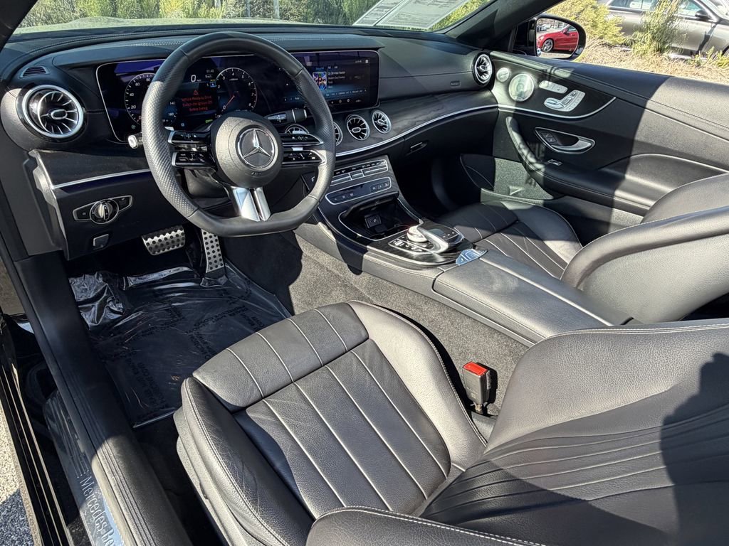 Used 2023 Mercedes-Benz E 450 Cabriolet image 22