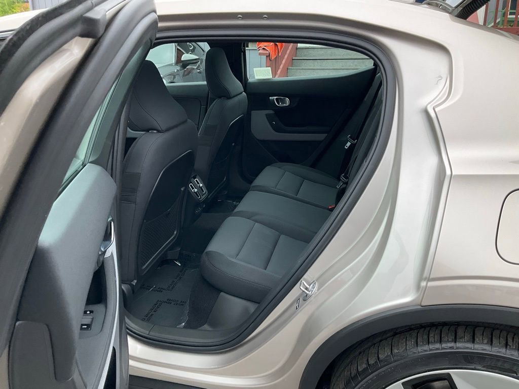 Used 2023 Polestar Polestar 2 w/ Pilot Pack FWD image 7