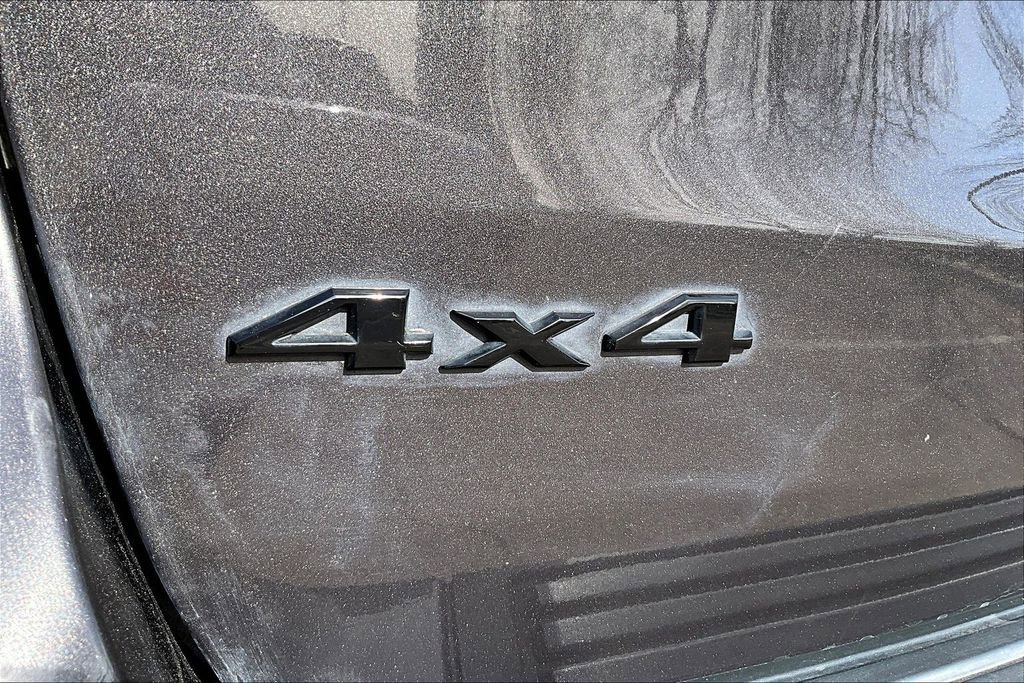 Used 2021 Jeep Grand Cherokee Laredo X image 34