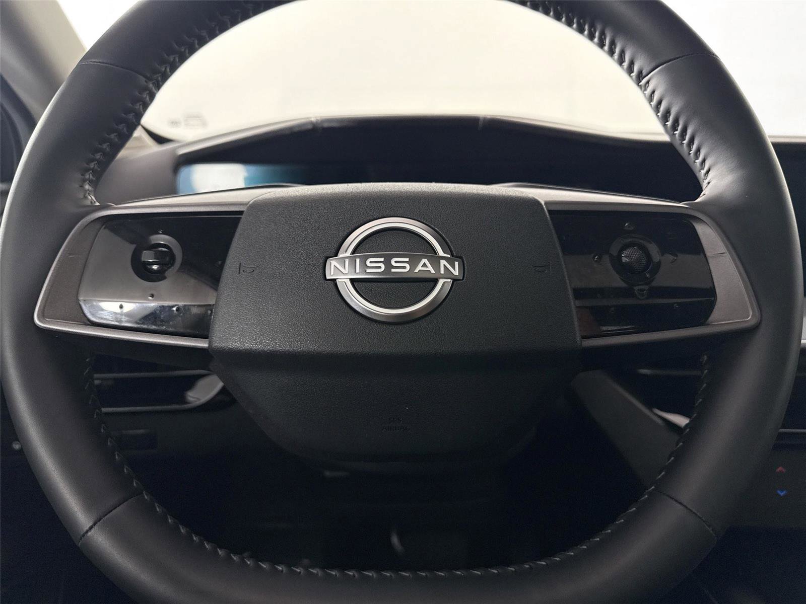 Used 2025 Nissan Murano SL AWD/4WD image 16