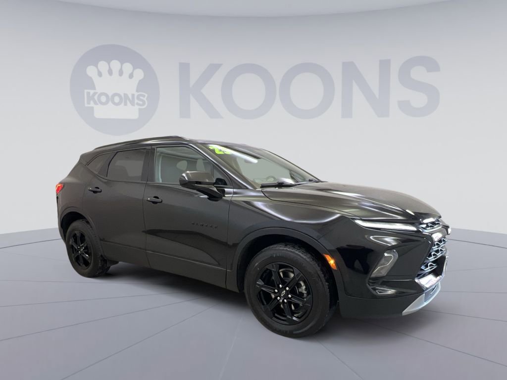 Used 2023 Chevrolet Blazer LT w/ Midnight/Sport Edition image 7