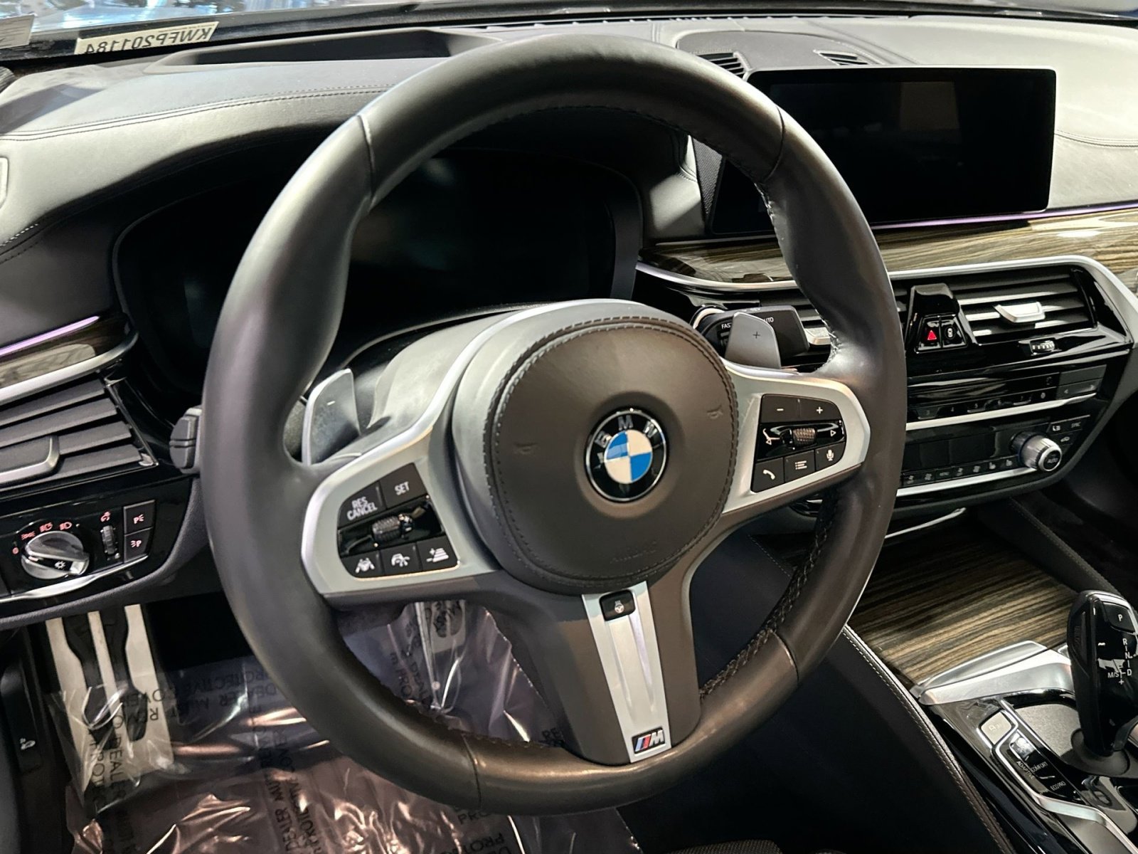 Used 2020 BMW M550i xDrive image 19