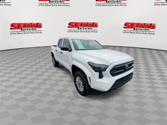 Certified 2025 Toyota Tacoma SR image 3