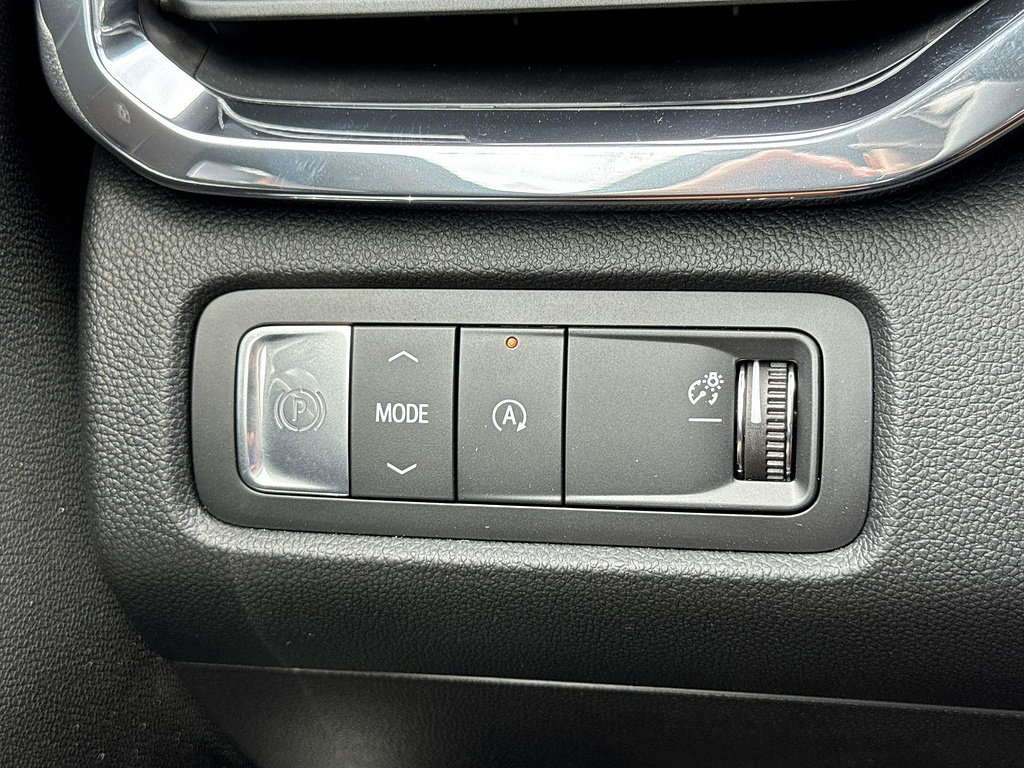 New 2026 GMC Acadia Elevation FWD image 16