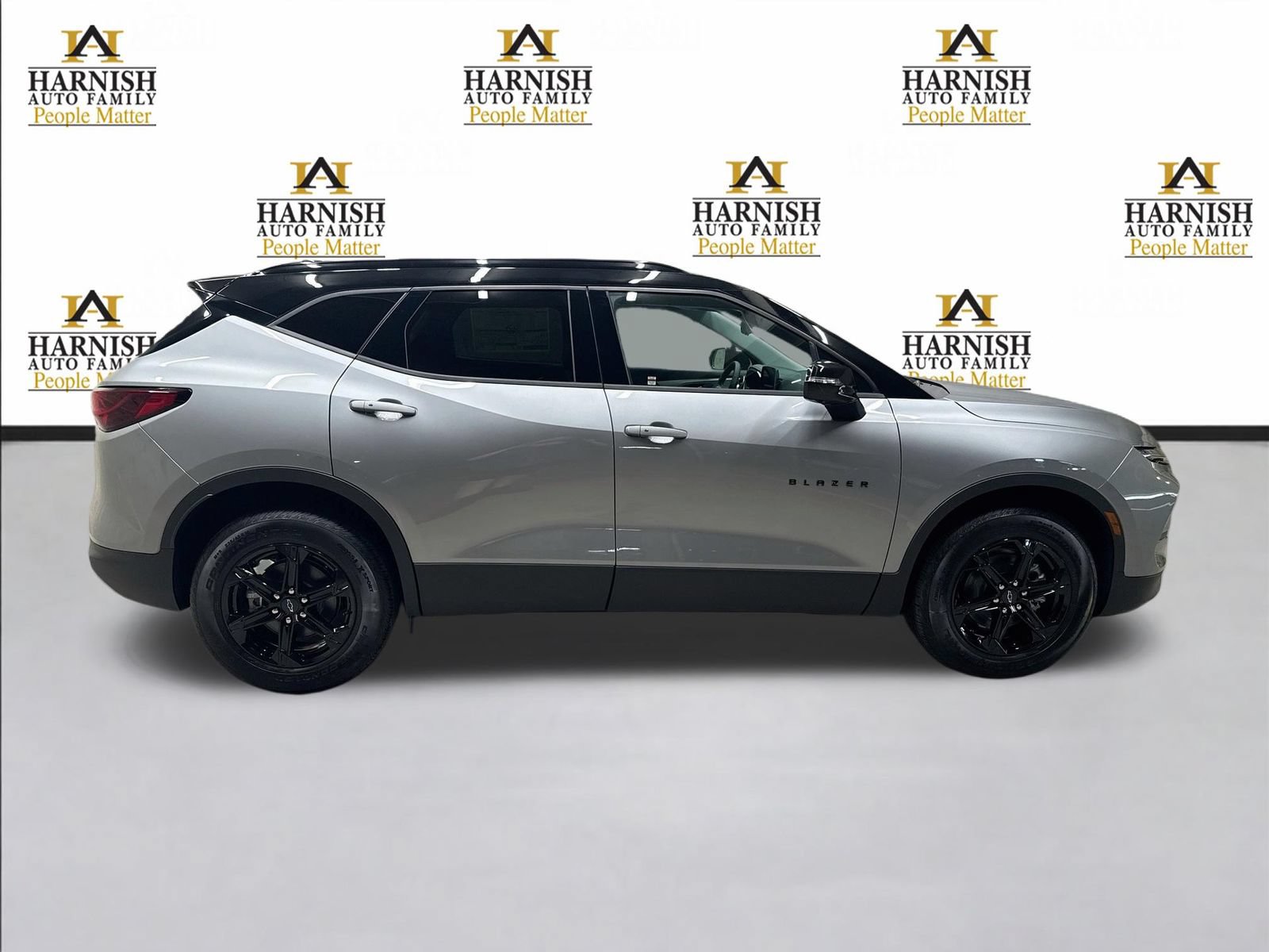 New 2026 Chevrolet Blazer LT w/ Sound & Technology Package AWD/4WD image 4