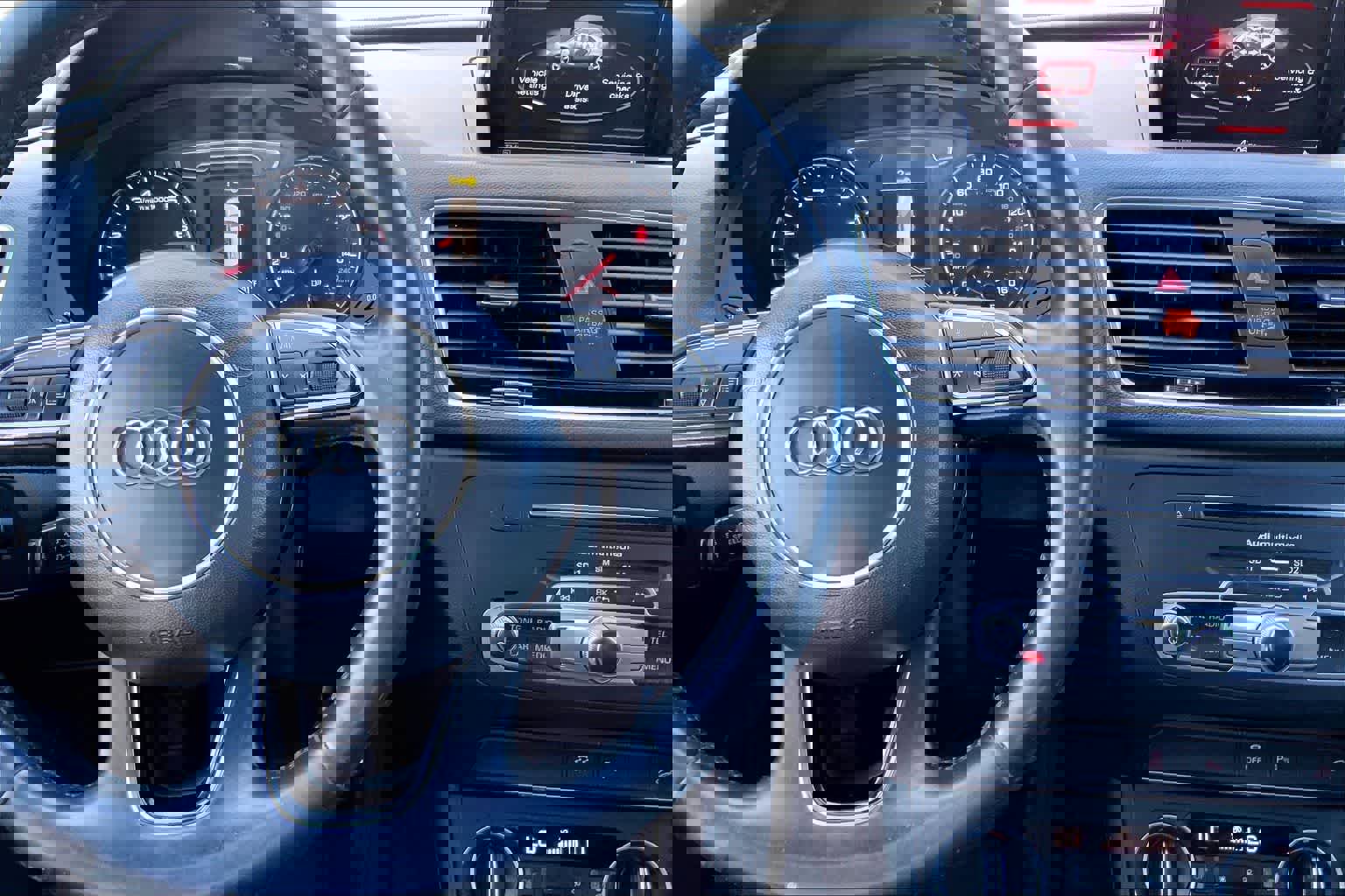 Used 2016 Audi Q3 2.0T Premium Plus w/ Technology Package image 25