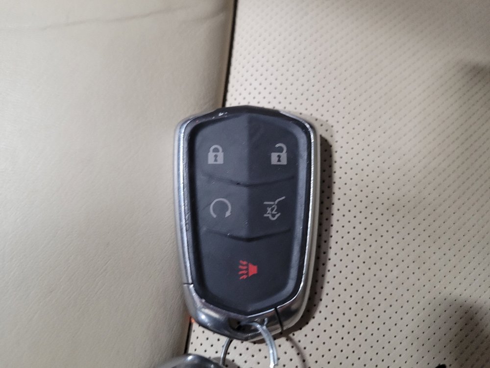 Used 2018 Cadillac XT5 Luxury w/ Driver Awareness Package FWD image 32