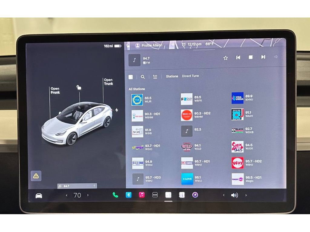 Used 2020 Tesla Model 3 Standard Range Plus image 30