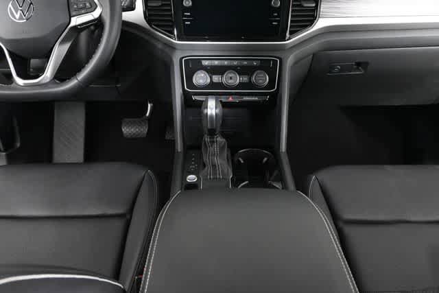 Certified 2023 Volkswagen Atlas Cross Sport SE w/ Panoramic Sunroof Package image 20