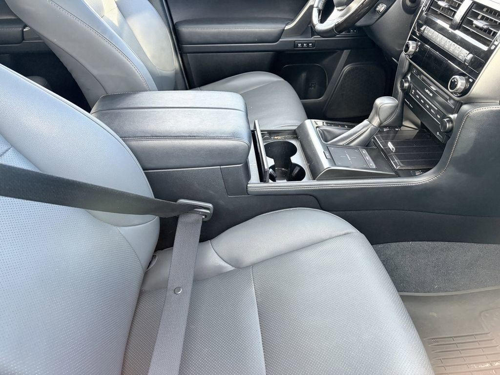 Used 2022 Lexus GX 460 Premium w/ Premium Package AWD/4WD image 10