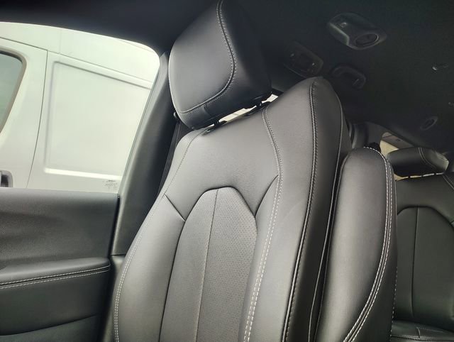 New 2026 Chrysler Pacifica Select FWD image 25